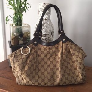 Gucci sukey auth. medium size bag.  Condition 5/10